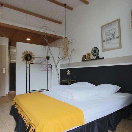 생-피에르-돌레롱 House On The Island Of Oleron Near The Cotiniere 빌라 외부 사진