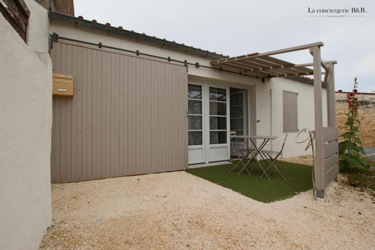 생-피에르-돌레롱 House On The Island Of Oleron Near The Cotiniere 빌라 외부 사진