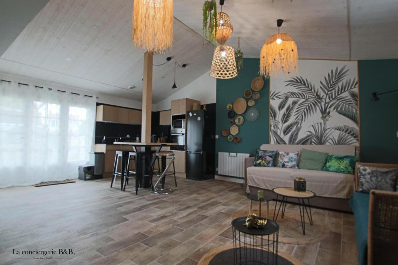 생-피에르-돌레롱 House On The Island Of Oleron Near The Cotiniere 빌라 외부 사진